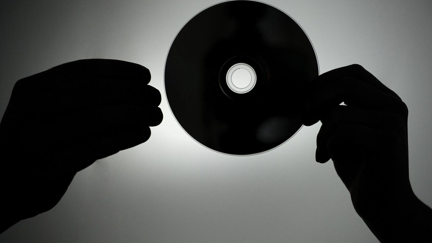 Was passiert eigentlich nach unserem Tot mit unseren Daten im Internet? Was passiert eigentlich nach unserem Tot mit unseren Daten im Internet?