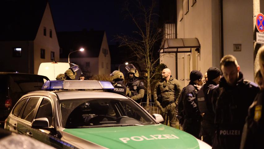 SEK-Einsatz in Nürnberg: Bewaffneter verschanzte sich in seinem Haus