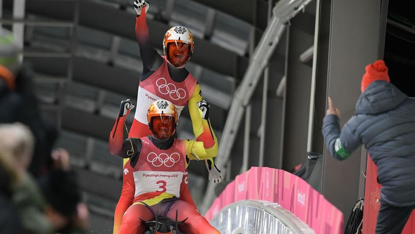 Tobias Wendl und Tobias Arlt gewannen bei den Olympischen Winterspielen in Pyeongchang Gold im Rodel-Doppelsitzer. Knapp dahinter...