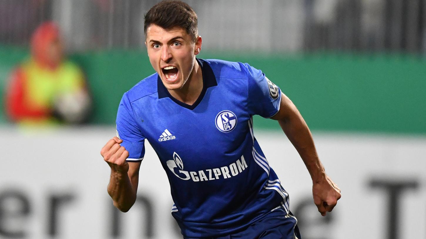 Verlängerte seinen Vertrag vorzeitig: Schalkes Alessandro Schöpf.