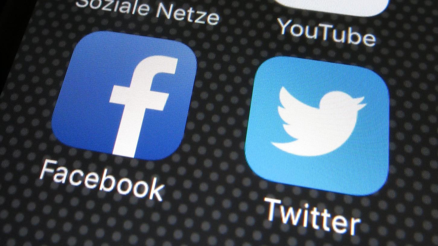 Die sozialen Netzwerke Facebook und Twitter erfüllen die EU-Regeln zum Schutz ihrer Nutzer nur unzureichend. Das geht aus einem Papier der EU-Kommission hervor, das am Donnerstag in Brüssel veröffentlicht wurde.