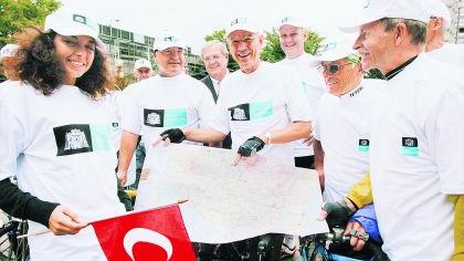 OB Balleis strampelt bis nach Besiktas OB Balleis strampelt bis nach Besiktas