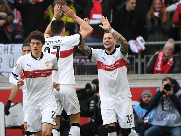 Tor des Tages: Mario Gomez sorgt für den nächsten Dreier des VfB Stuttgart und dessen neuen Trainer Tayfun Korkut.
