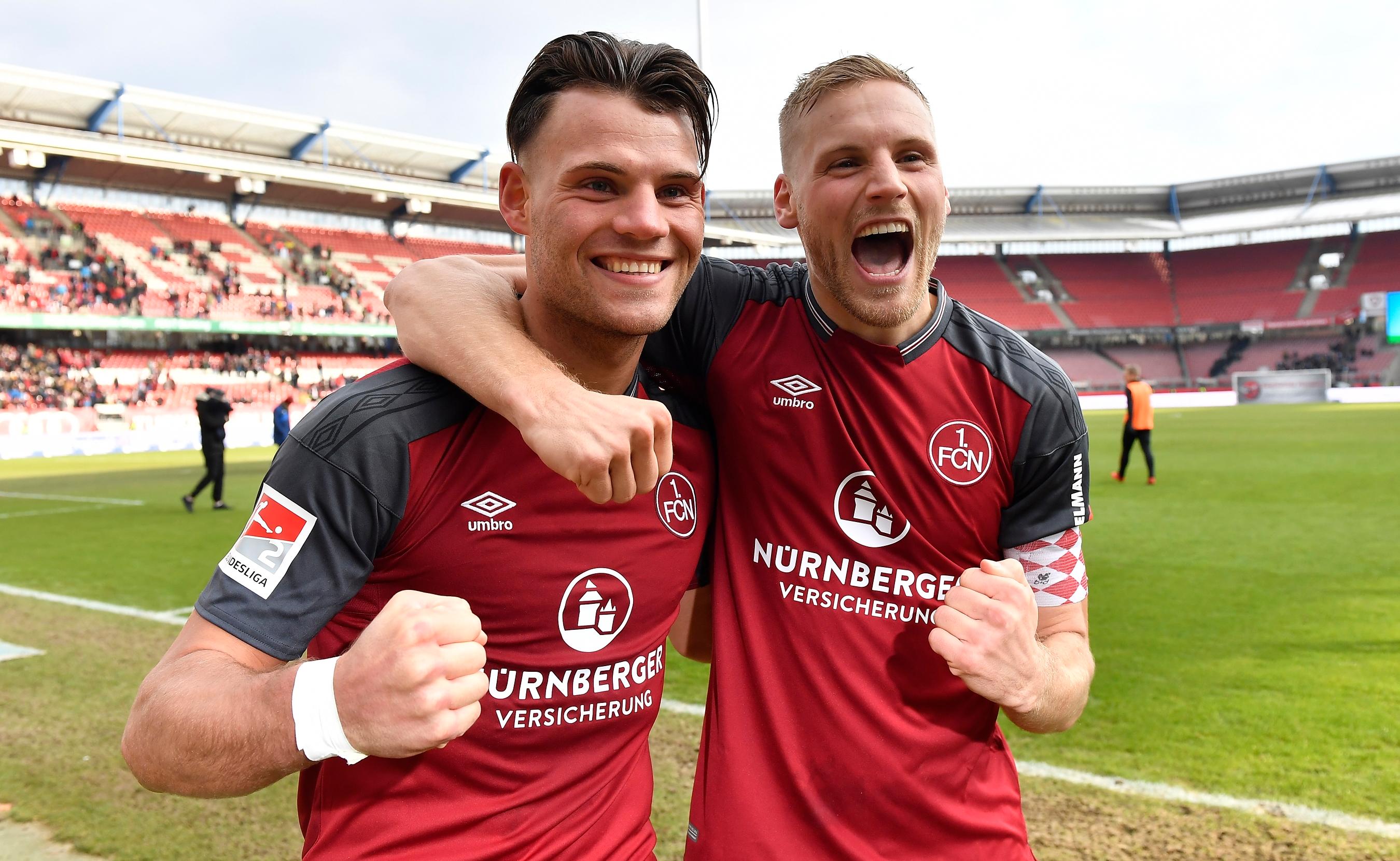 FCN feiert Duisburg-Sieg: Die Kurve tobt, der Club ist spitze!