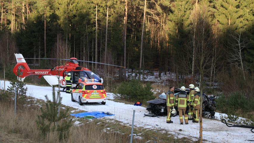 Unfall auf A73 in Oberfranken: Frau lebensgefährlich verletzt