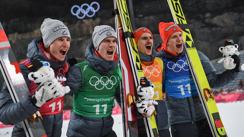 Die deutschen Skispringer haben im Mannschaftswettbewerb die Silbermedaille gewonnen. Karl Geiger, Stephan Leyhe, Richard Freitag und Andreas Wellinger mussten sich von der Großschanze nur Norwegen geschlagen geben.