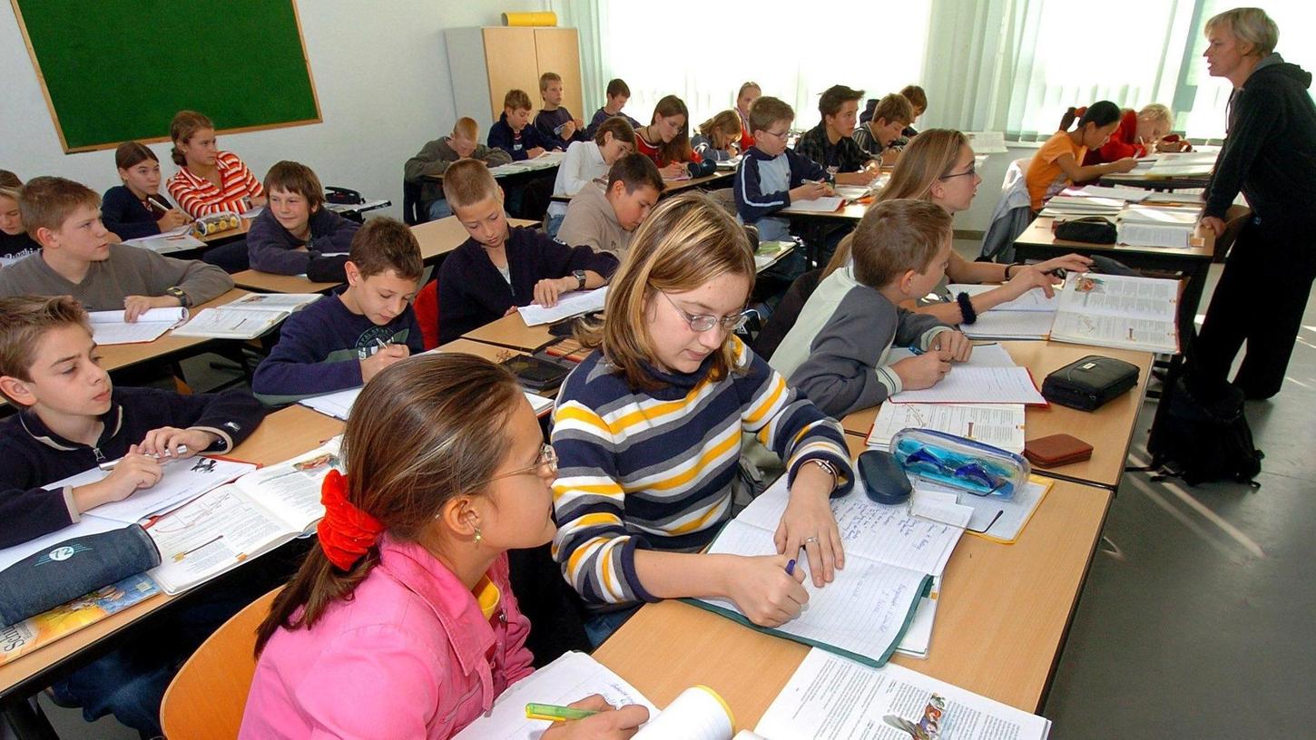 Muss der Landkreis Fürth neue Schulen bauen?