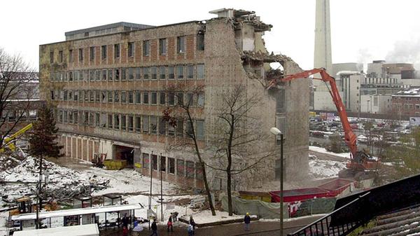 ... schaffte der Abriss der Post Platz...