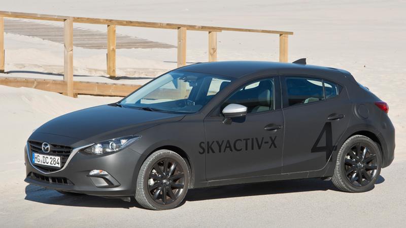 Mazda-3-Prototyp mit Skyactiv-X: Der Motor-Zwitter soll das Beste aus der Diesel- und Benziner-Welt vereinen.