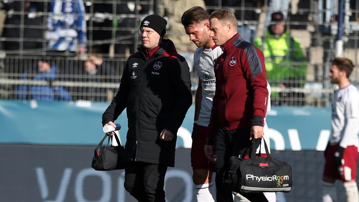 Hoffen für das Derby: Beim Spiel in Bochum musste Eduard Löwen verletzungsbedingt vorzeitig ausgewechselt werden. Hoffen für das Derby: Beim Spiel in Bochum musste Eduard Löwen verletzungsbedingt vorzeitig ausgewechselt werden.