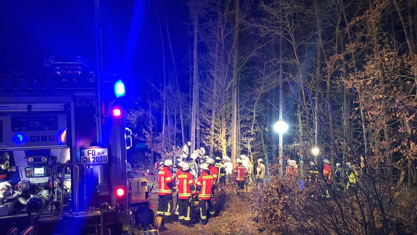 Auto überschlägt sich bei Hallerndorf: 19-Jähriger verletzt