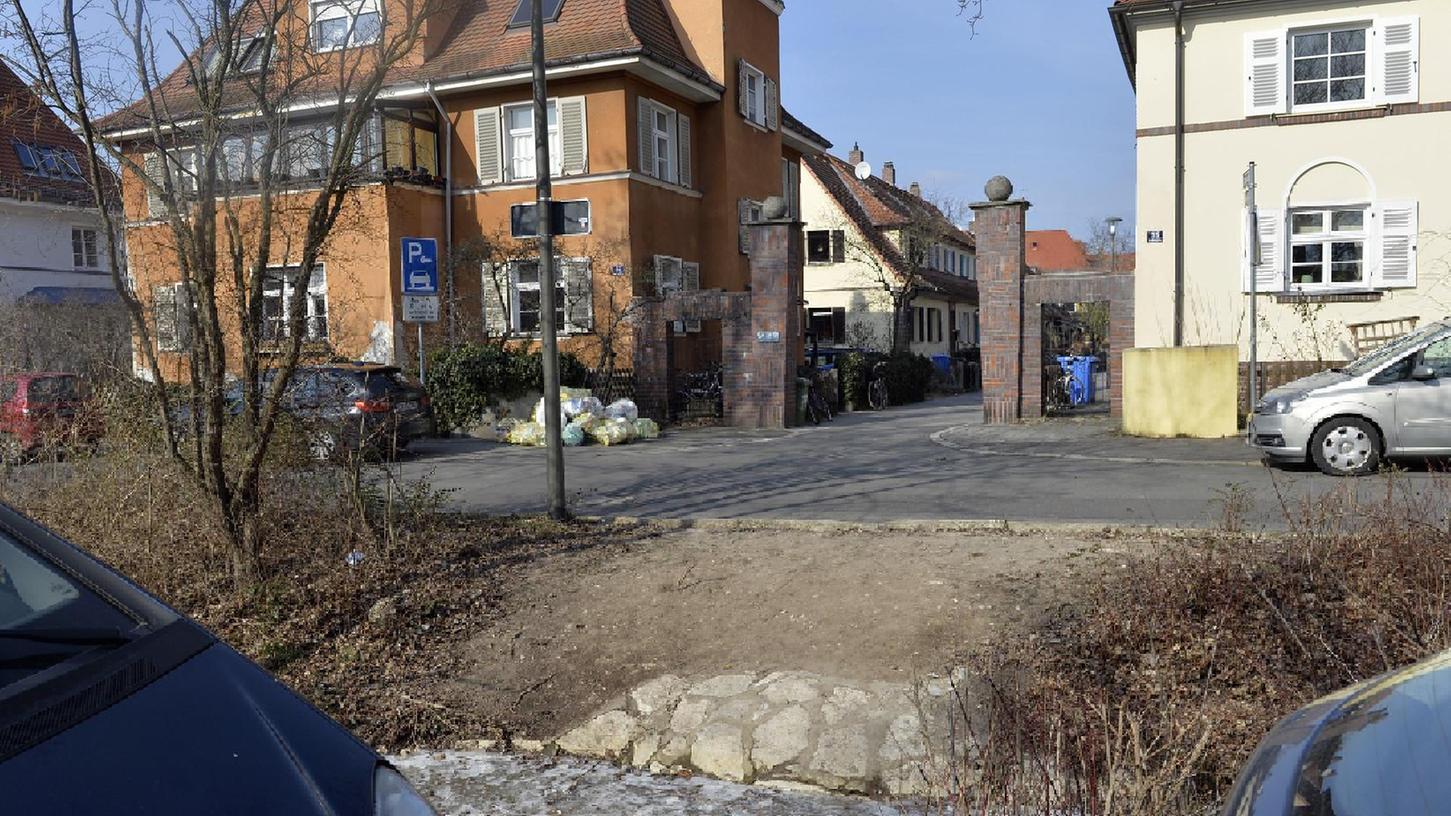 Bürger fordern Steg übers Bächle in Erlangen