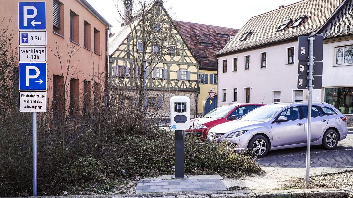 Sehr gute Infrastruktur für Elektroautos rund um Erlangen