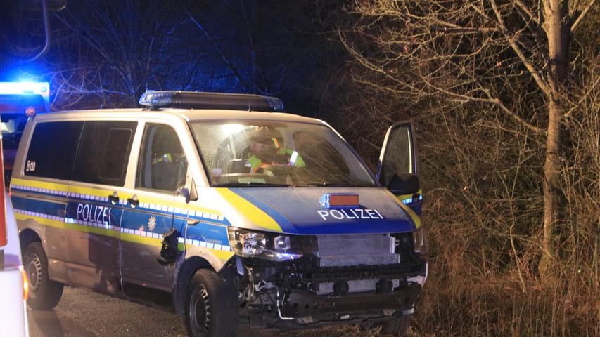 Landkreis Bamberg: Flucht vor der Polizei endet mit Unfall