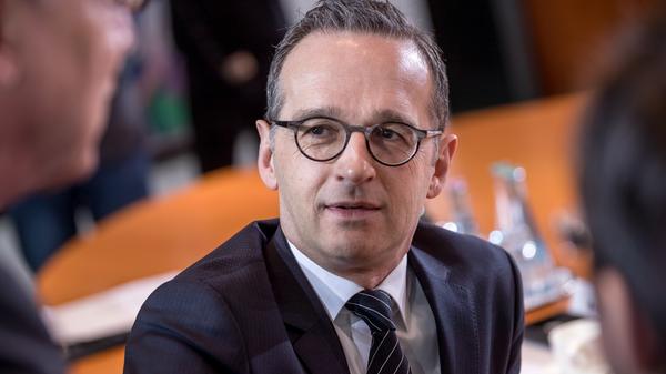 Chefdiplomat ist der vorige Justizminister Heiko Maas (52). Der Saarländer tauchte erst 2013 so richtig auf der bundespolitischen Bühne auf. Zuvor war er etwa stellvertretender Ministerpräsident des Saarlandes.