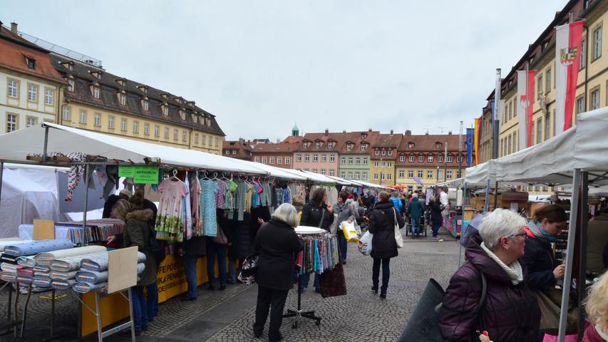 Bilder: So war der deutsch-holländische Stoffmarkt in Bamberg