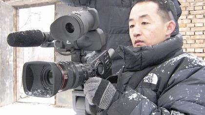 Vor Ort zu Gast: Der renommierte Regisseur Huang Wenhai ist mit drei seiner Arbeiten beim Chinesischen Filmfestival in Erlangen vertreten. Vor Ort zu Gast: Der renommierte Regisseur Huang Wenhai ist mit drei seiner Arbeiten beim Chinesischen Filmfestival in Erlangen vertreten.