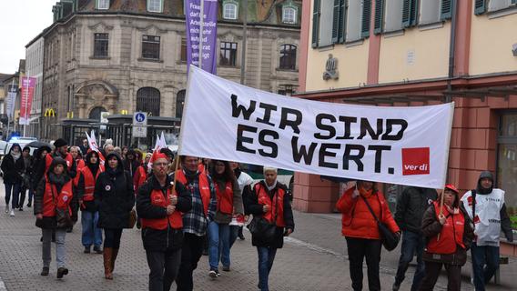 Öffentlicher Dienst: Erste Warnstreiks auch in Franken - Nürnberg