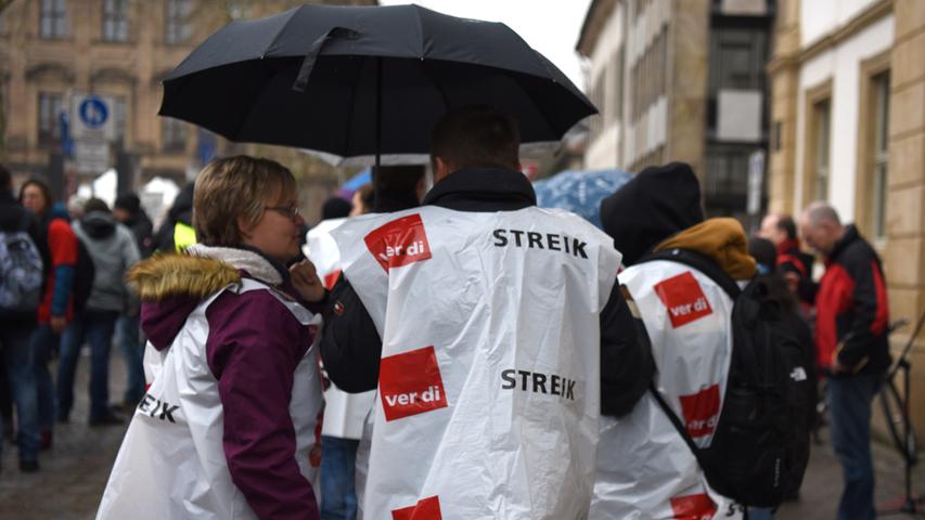 Streik im öffentlichen Dienst: Erlanger gehen auf die Straße