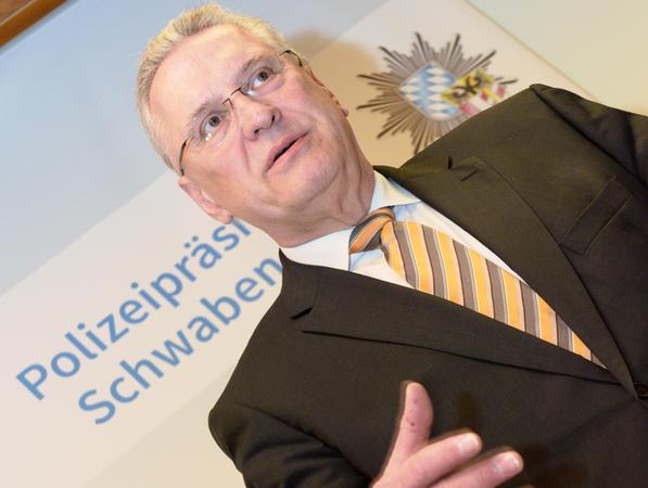 Herrmann will Straftäter schneller abschieben lassen