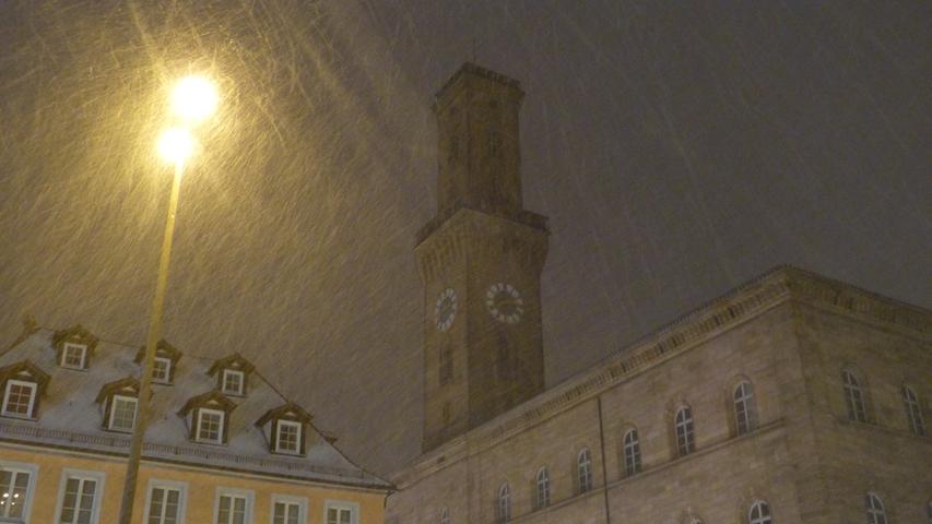 Schneetreiben über Fürth: Der Winter in Franken ist zurück
