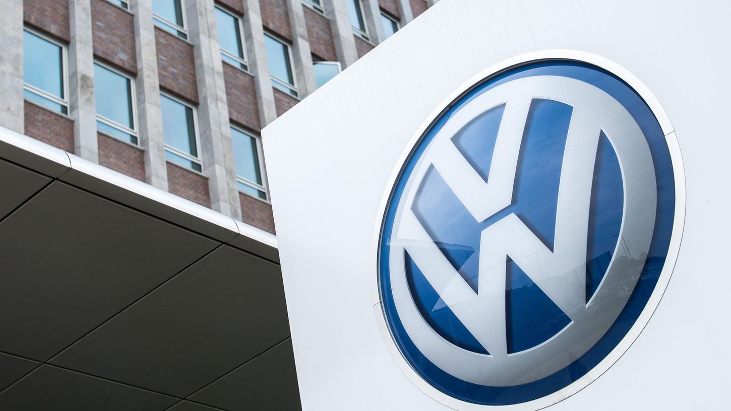 In Deutschland sind etwa 30.000 Fahrzeuge vom Typ Tiguan und rund 22.500 Touran von einer VW-Rückrufaktion betroffen.
