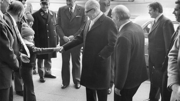 Auch Bundespräsident Gustav Heinemann ist zu Gast in der Redaktion.