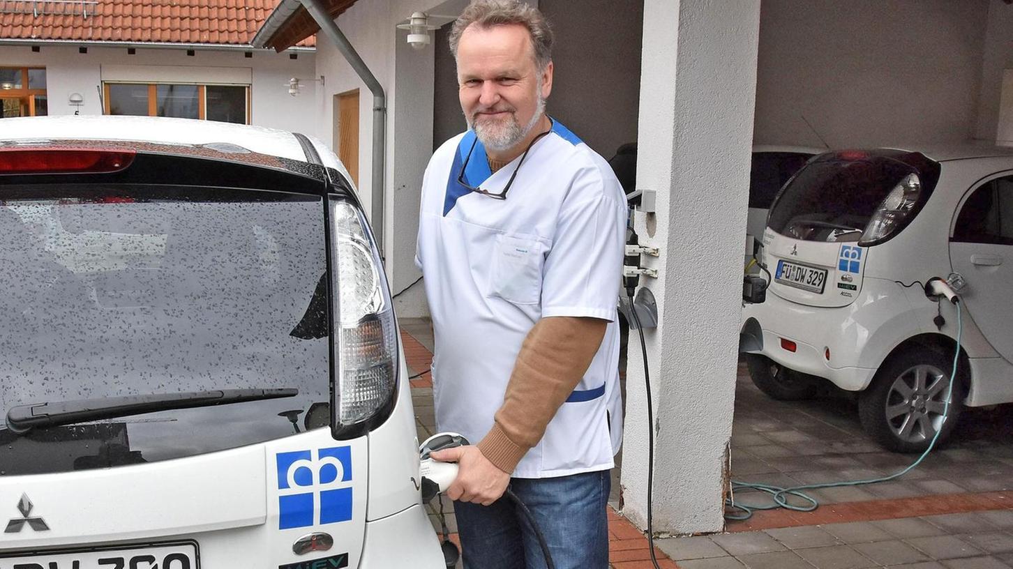 Diakonie Oberasbach fährt auf Elektroautos ab
