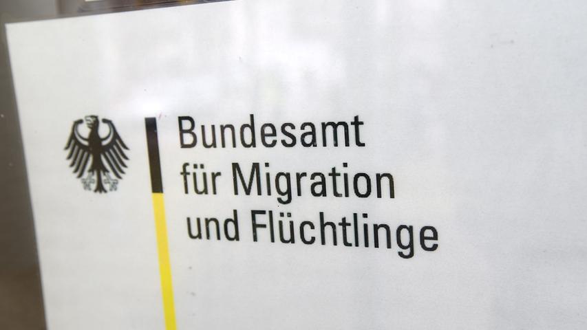 Auch das Bundesamt für Migration und Flüchtlinge (BAMF) ist vor Ort vertreten.