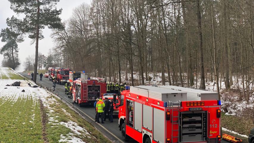 Seat prallt gegen Baum: 72-Jähriger stirbt im Landkreis Fürth