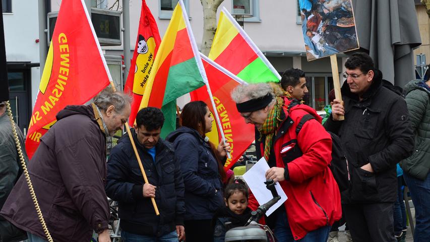 Erlanger Kurden demonstrieren gegen türkische Offensive