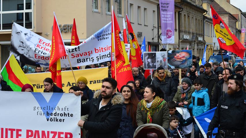 Erlanger Kurden demonstrieren gegen türkische Offensive