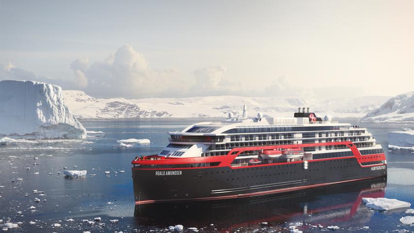 Die «Roald Amundsen» ist eines von zwei neuen Hybrid-Expeditionsschiffen der Reederei Hurtigruten. Im Sommer 2019 stehen vier Abfahrten mit dem Schiff ab Hamburg auf dem Programm.