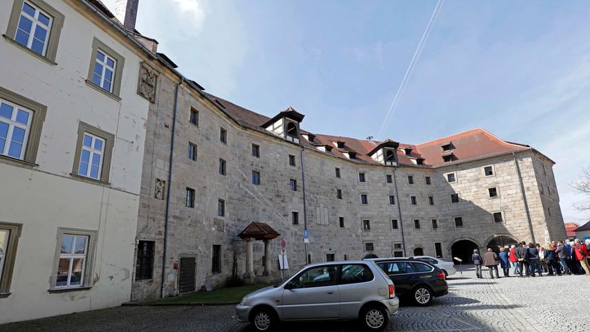 Hinter geheimnisvollen Mauern: Ein Rundgang durch das Schloss Höchstadt