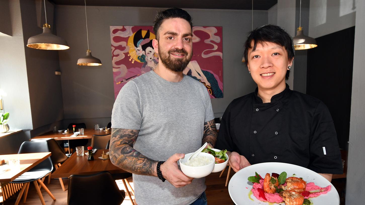 Zusammen mit Alper Mutu (l.) führt Hoang Dai Nguyen die Restaurants "Dai". Jetzt eröffnet er ein vegan-vegetarisches im früheren "Goldenen Stern".