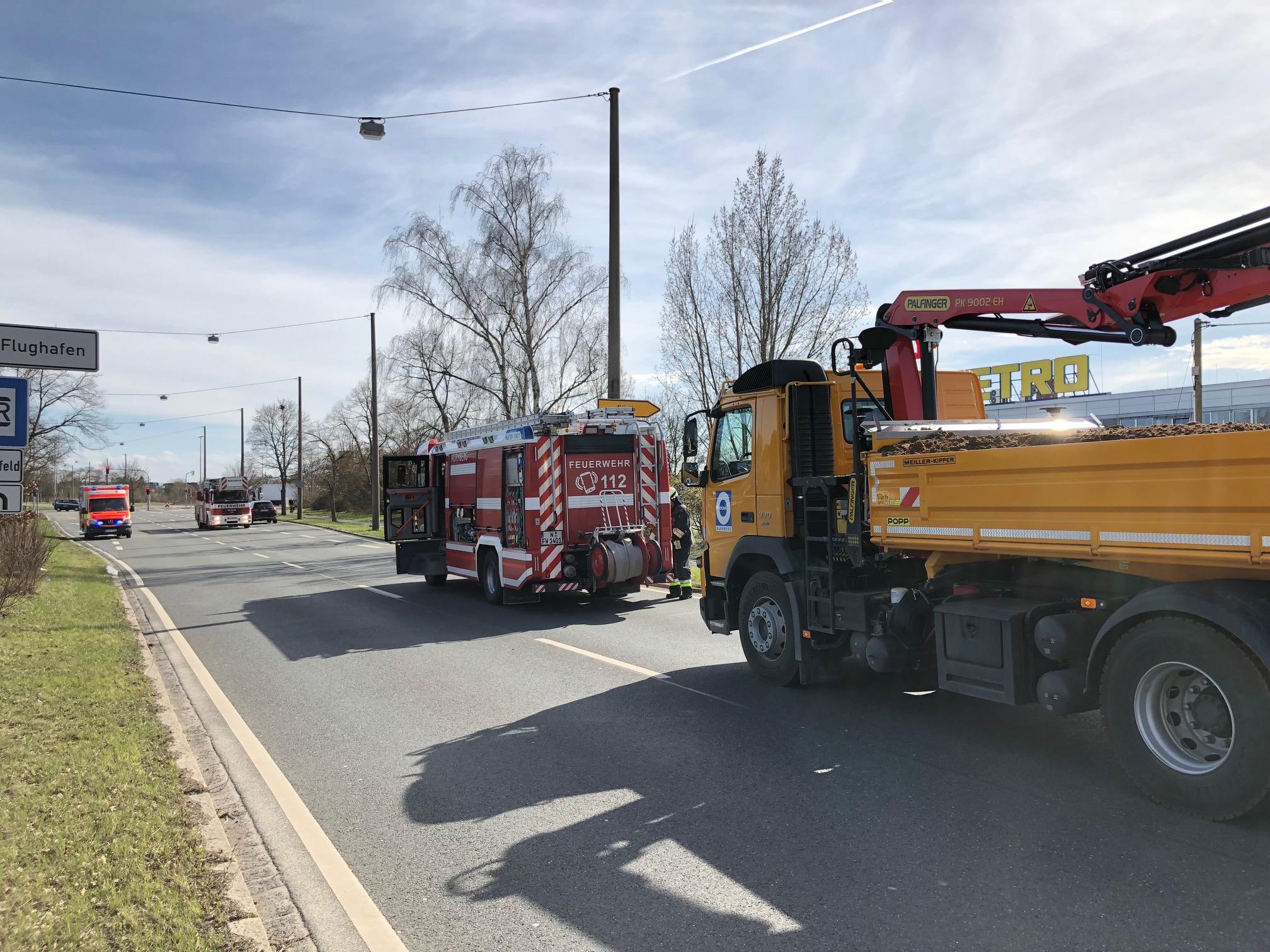 Schwerer Unfall Auf Der B4: Lkw Verletzt Fußgänger Lebensgefährlich ...