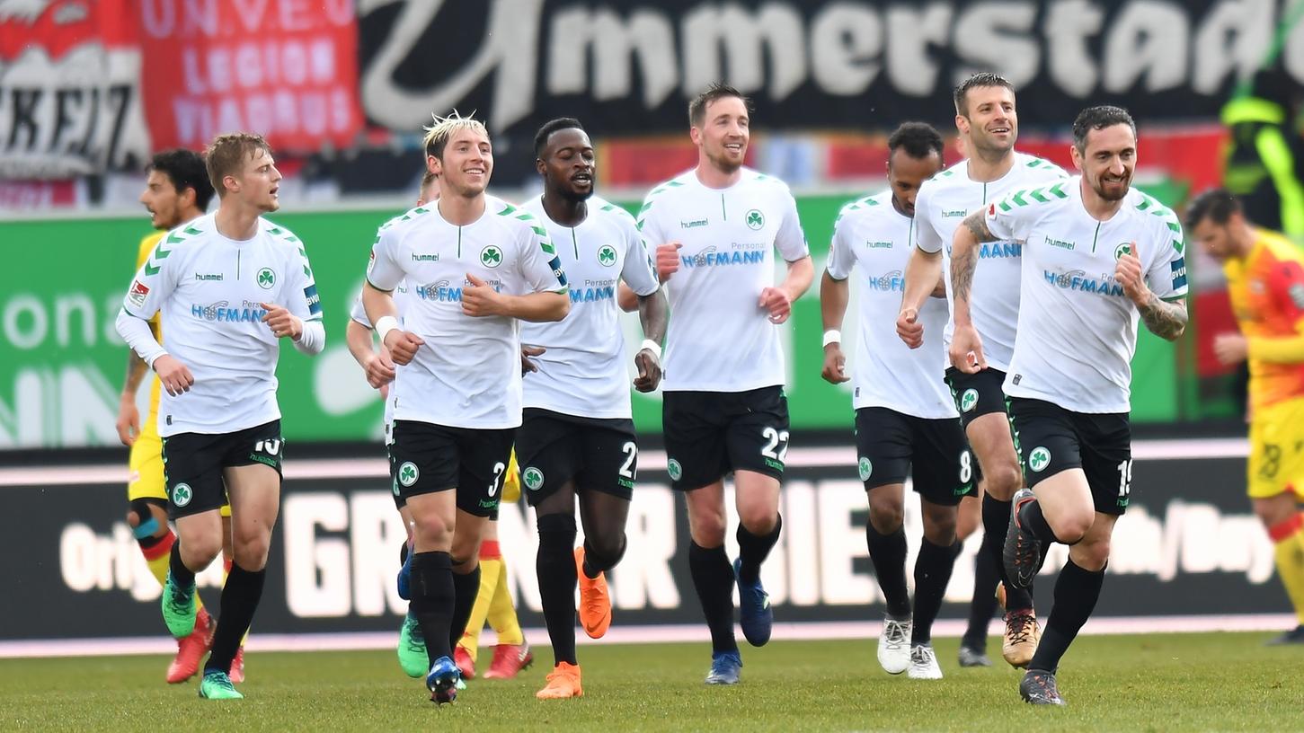 Nach dem Heimsieg gegen Union Berlin hat die SpVgg Greuther Fürth wieder allen Grund zur Freude. Im Saison-Endspurt könnte das Kleeblatt sogar noch einmal gehörig klettern in der Tabelle.