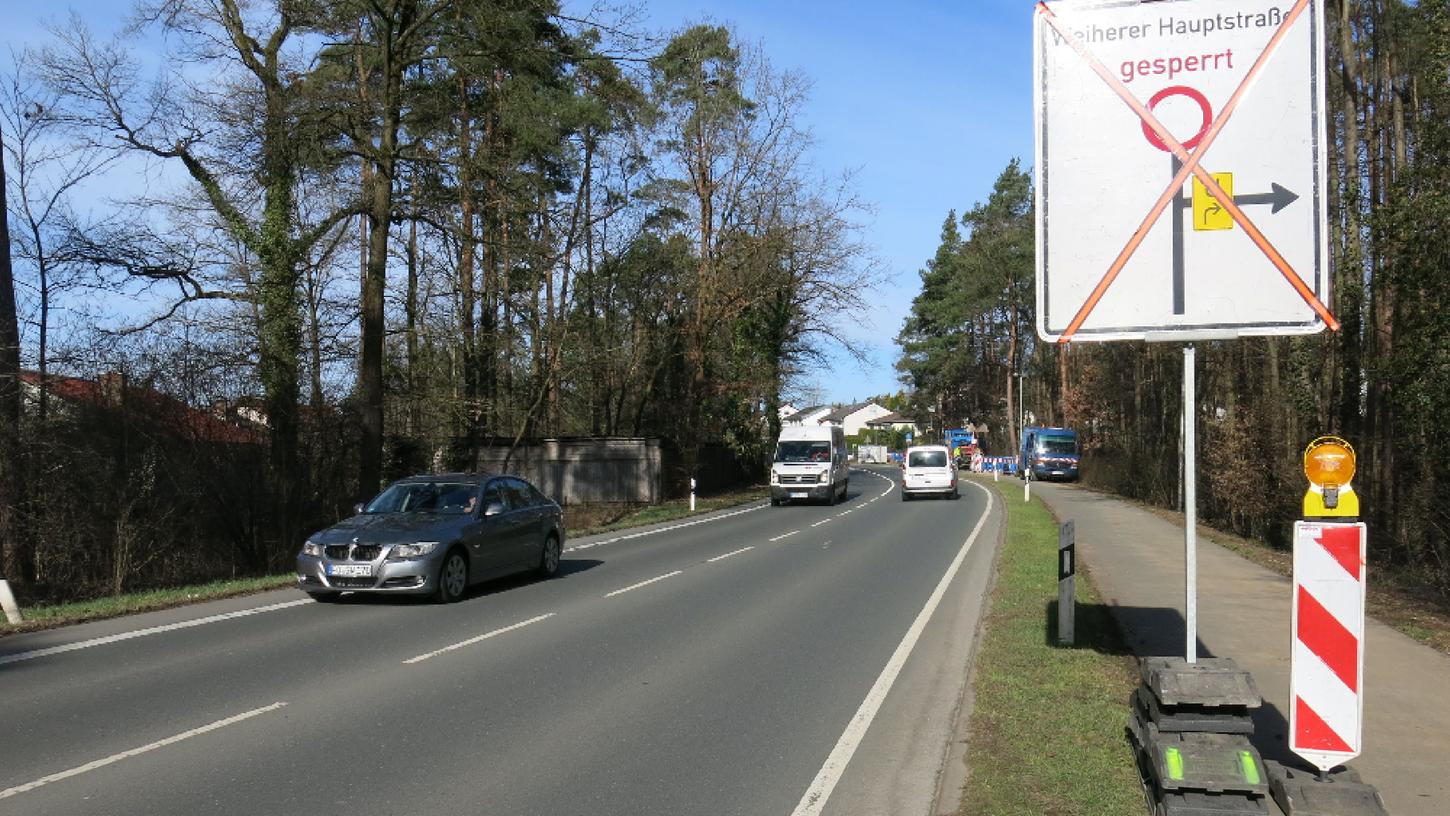 Ortsdurchfahrt in Weiher gesperrt: Weiter Weg für Pendler