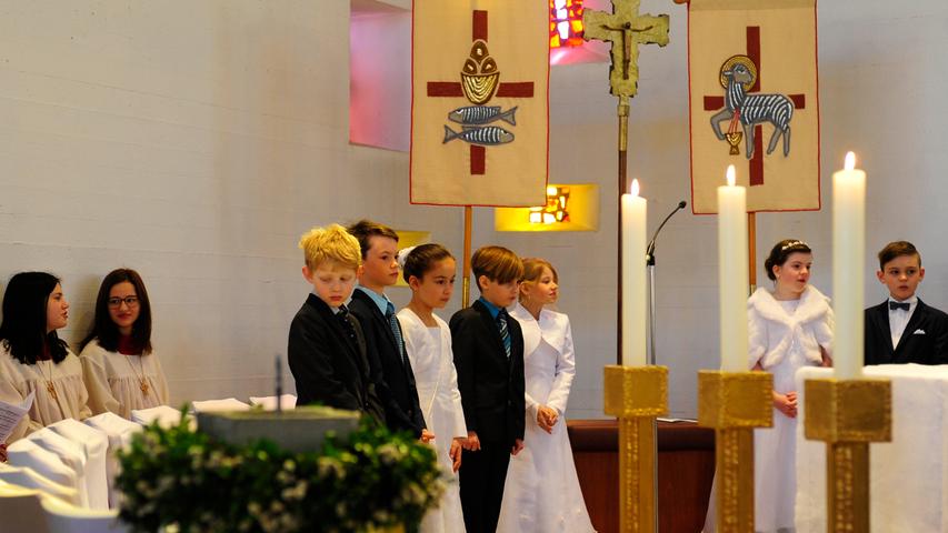 Weißer Sonntag 2018: Kinder begehen ihre Erstkommunion in Buckenhofen
