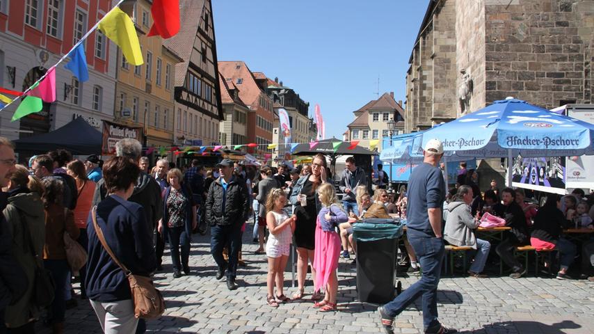 Kreative Burger, Spieße oder Eis: Streetfood-Markt in Ansbach