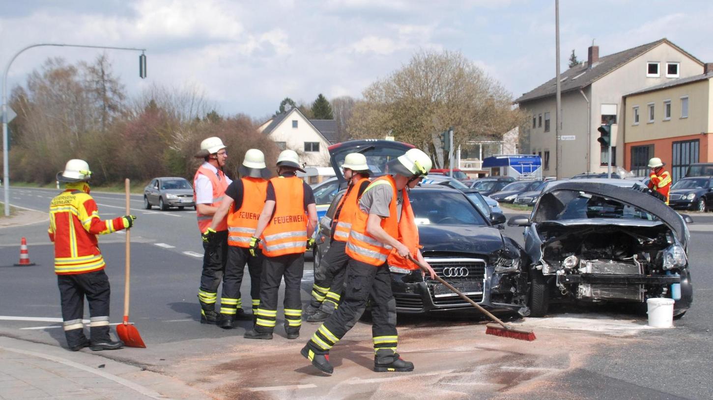 Zwei Unfälle binnen kurzer Zeit in der Amberger Straße