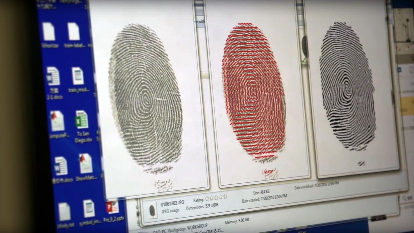 Die EU-Kommission will den Gesetzesvorschlag, digitale Fingerabdrücke in den Personalausweis zu integrieren, wohl Dienstag in Brüssel vorstellen. Dadurch soll es unmöglich werden, Dokumente zu fälschen.