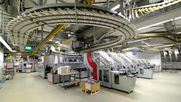 Zigtausende Zeitungen werden auch weiterhin Nacht für Nacht im Druckhaus produziert. Ein weiterer elementarer Ausspielkanal für die Informationen und Geschichten der Nürnberger Nachrichten ist inzwischen die Webseite nordbayern.de geworden, die am 7. Oktober 1996 an den Start ging.