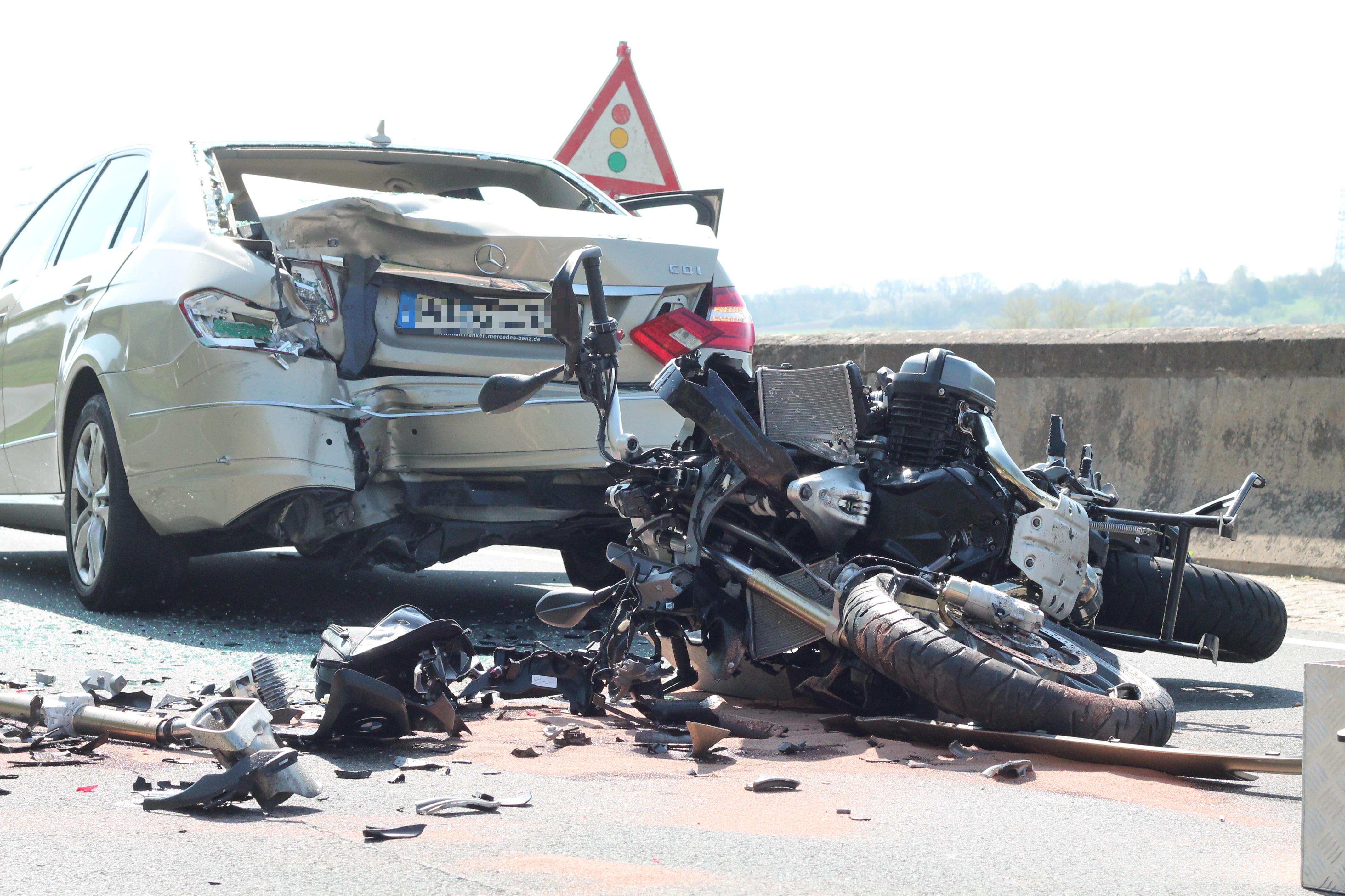 Biker Schwer Verletzt Motorrad Unfall In Unterfranken Region Nordbayern De