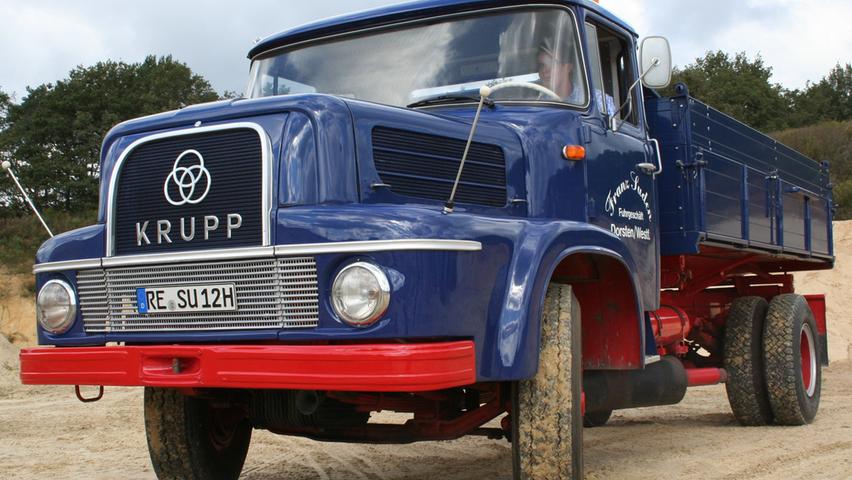 Dass auch Krupp aus Essen früher einmal Lkw hergestellt hat, ist heute fast vergessen. Zu den Besonderheiten der Krupp-Laster gehörte, dass sie von Zweitakt-Dieselmotoren angetrieben wurden. Von 1944 bis 1951 baute Krupp seine Lastwagen unter dem Markennamen 