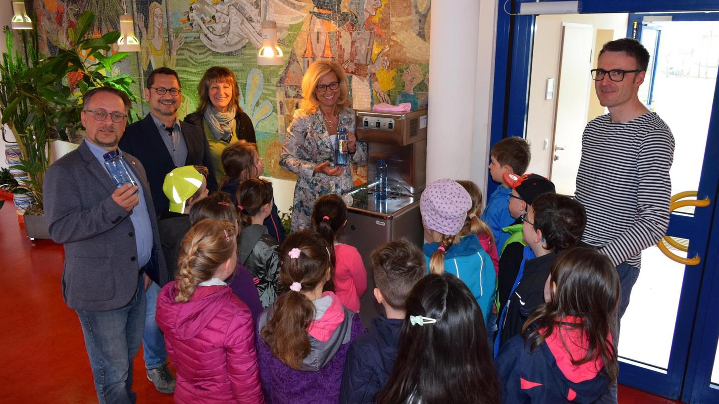 Eckental: Trinkwasserspender für Schulen 
