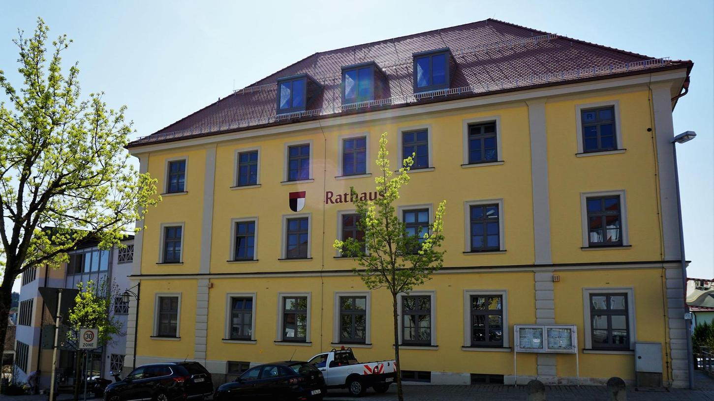 Parsberg: Offene Türen im sanierten Rathaus