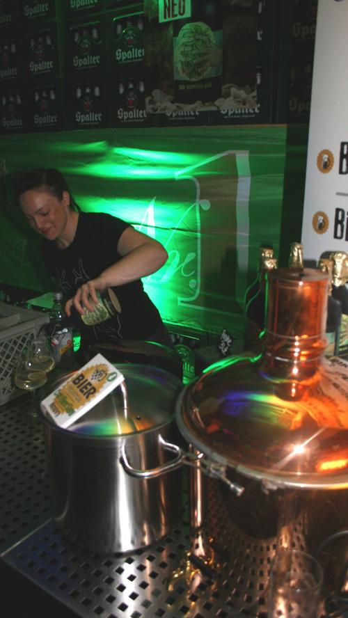 Party mit Hopfen und Holunder: Das Brauereifest in Spalt