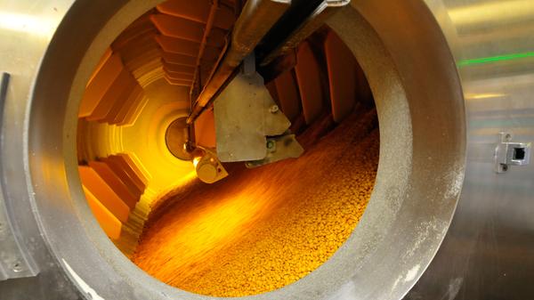 Der Süßwarenhersteller Piasten beschert seine Beschäftigten mit einem doppelten Monatsgehalt. Na dann: Frohes Fest!