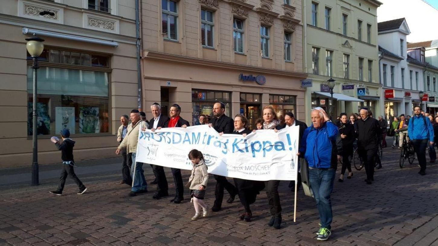 Igensdorferin demonstrierte in Potsdam gegen Antisemitismus